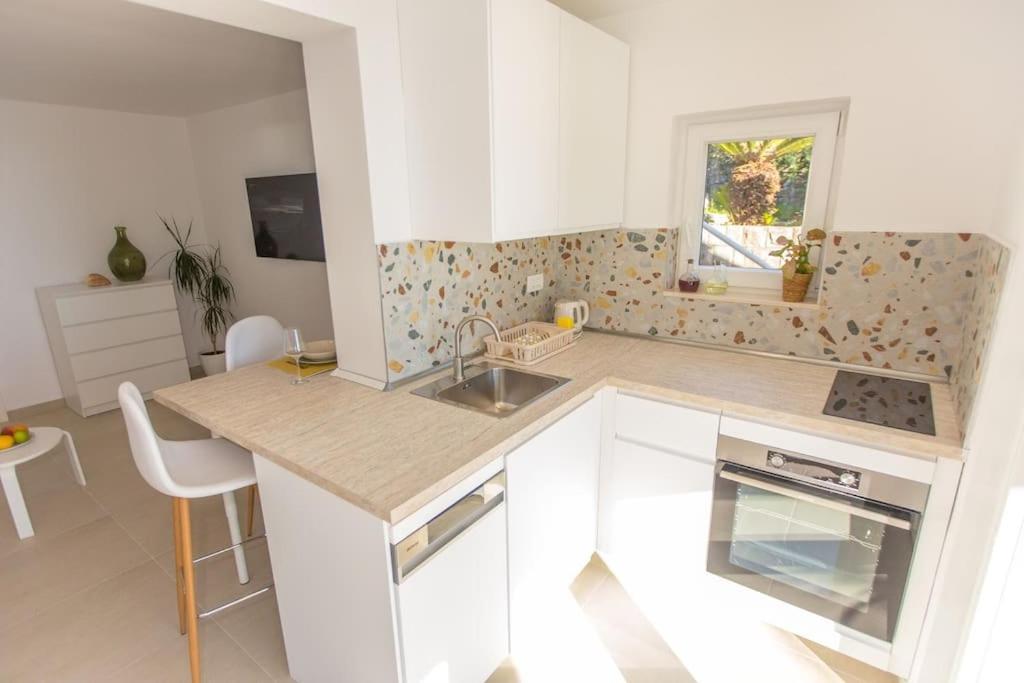 Deluxe Ana Plat Apartment Mlini